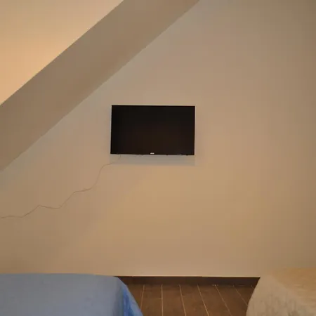 Lägenhet Bilocale La Ripa